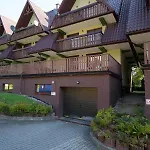 Rodzinne Apartzakop Ζακοπάνε